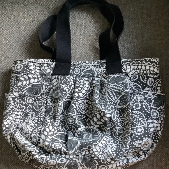AéRopostale  purse.   EUC - Picture 1 of 3
